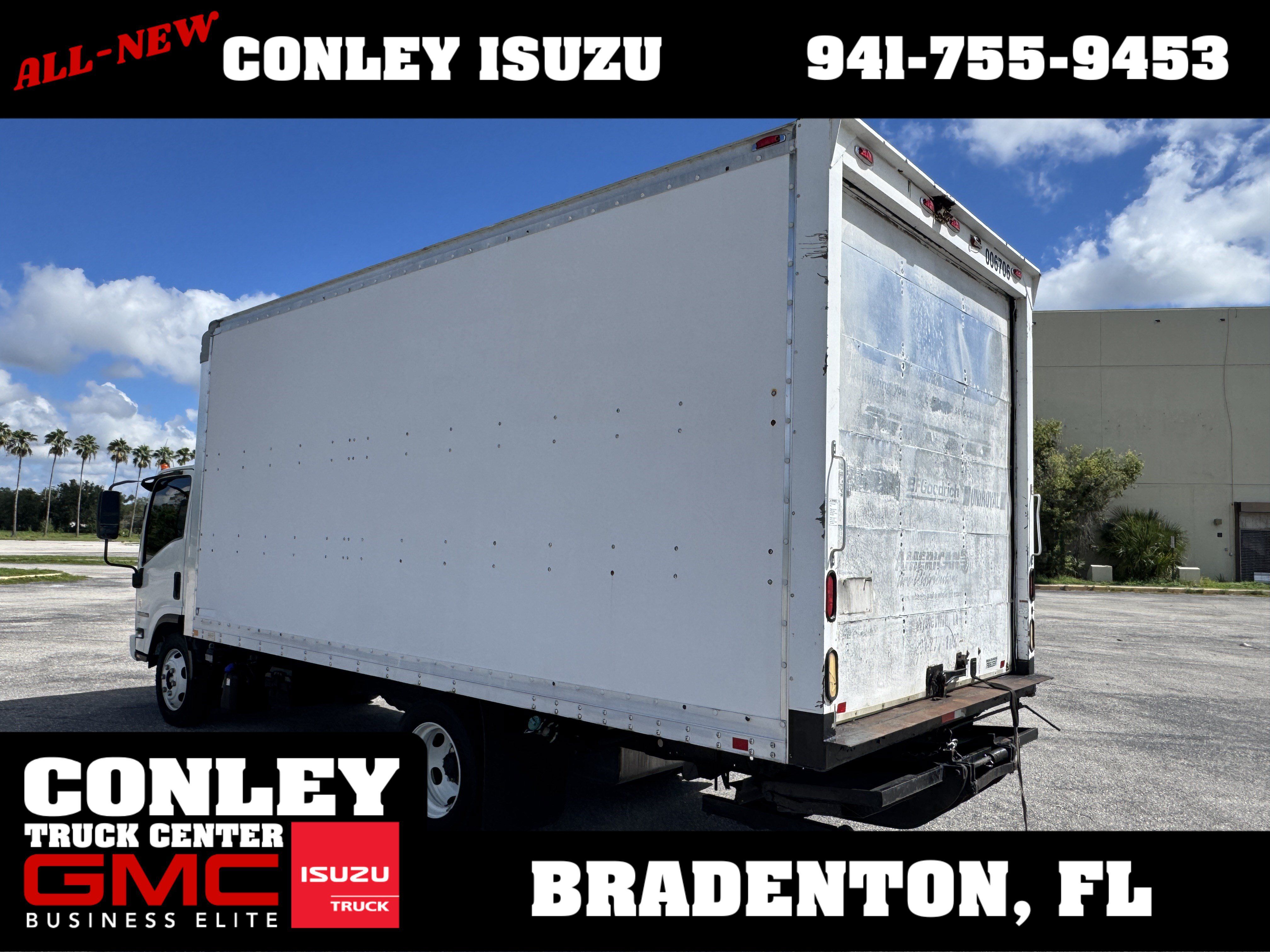 Used 2023 Isuzu NPR RWD image 7