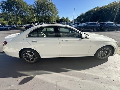 Used 2022 Mercedes-Benz E 350 4MATIC Sedan image 6