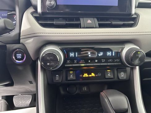 Used 2023 Toyota RAV4 XLE image 30