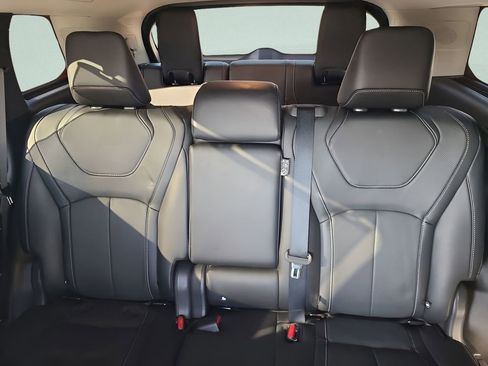 Used 2023 INFINITI QX60 Sensory w/ Cargo Package image 5