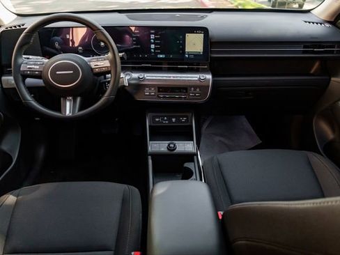 New 2025 Hyundai Kona SEL FWD image 21
