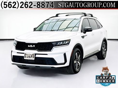 Used 2022 Kia Sorento S FWD image 1