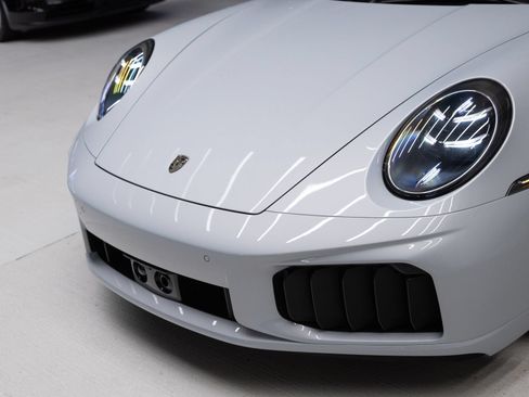 Certified 2026 Porsche 911 Turbo S AWD/4WD image 33