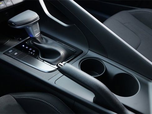 New 2026 Hyundai Elantra Sport image 16