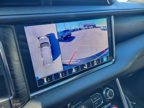 Used 2021 GMC Yukon Denali image 17