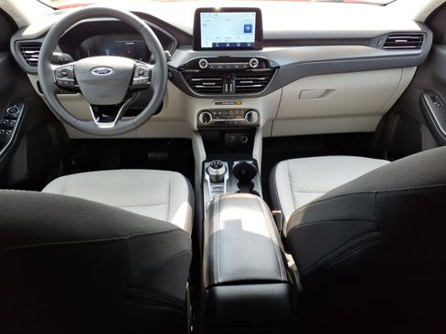 Used 2023 Ford Escape Active AWD/4WD image 10