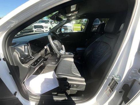 Used 2024 Kia Sportage X-Line AWD/4WD image 14