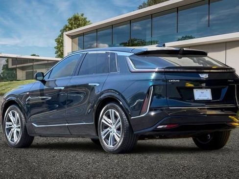 Certified 2024 Cadillac Lyriq Luxury w/ LPO, Floor Liner Package RWD image 6