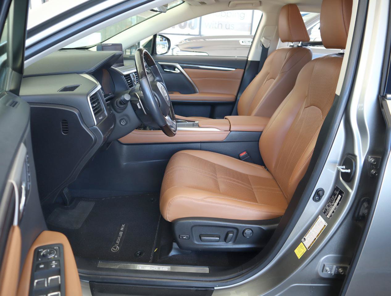 Used 2021 Lexus RX 350L Luxury w/ Accessory Package AWD/4WD image 13