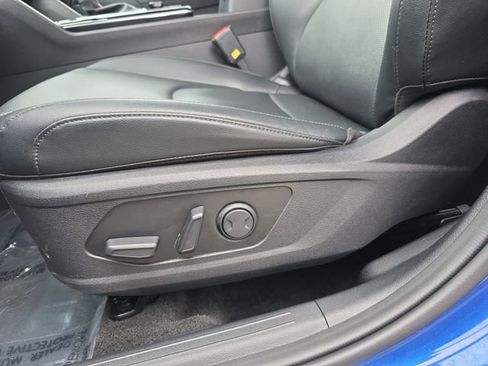 Used 2024 Kia Sportage EX image 40