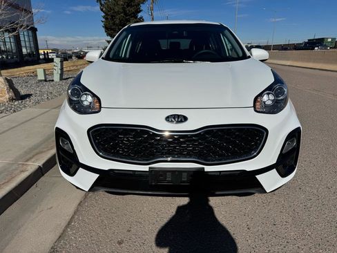 Used 2020 Kia Sportage LX image 8