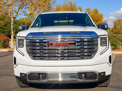 New 2026 GMC Sierra 1500 Denali w/ Denali Reserve Package AWD/4WD image 4