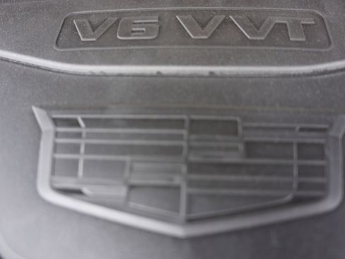 Used 2025 Cadillac XT5 Premium Luxury image 32