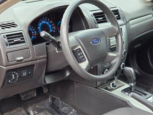 Used 2010 Ford Fusion SE FWD image 26