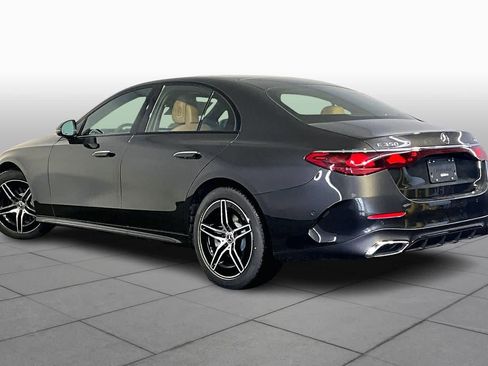 New 2026 Mercedes-Benz E 350 4MATIC Sedan image 3