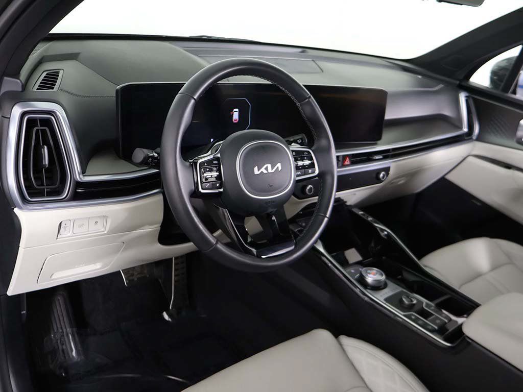 Used 2025 Kia Sorento SX Prestige AWD/4WD image 31