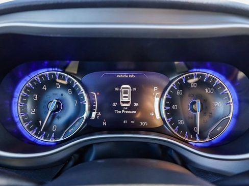 New 2027 Chrysler Pacifica Select FWD image 28