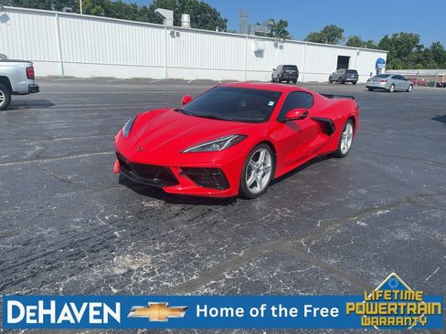 Used 2022 Chevrolet Corvette Stingray Coupe w/ 1LT RWD image 2