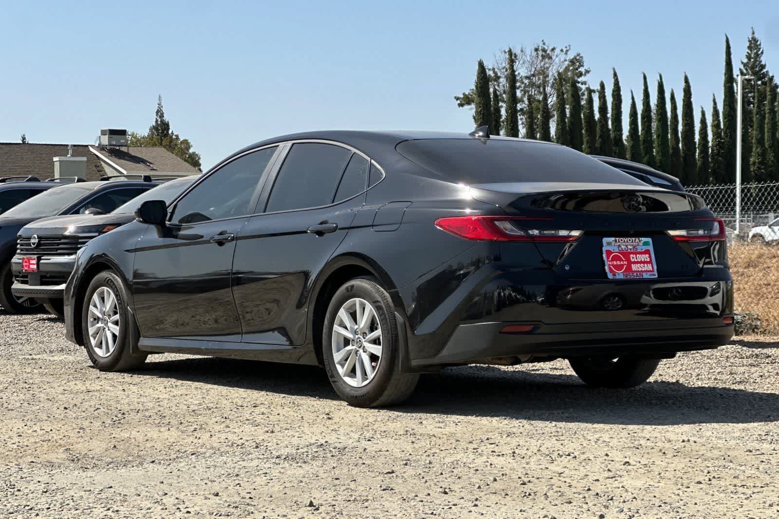 Used 2026 Toyota Camry LE FWD image 7