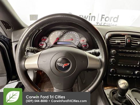 Used 2008 Chevrolet Corvette Coupe image 6
