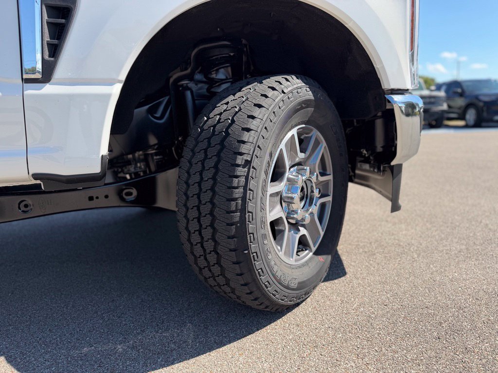 New 2027 Ford F350 Lariat w/ FX4 Off-Road Package AWD/4WD image 2