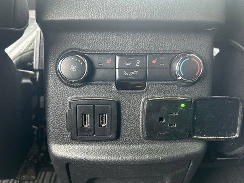 Used 2017 Ford Explorer Limited FWD image 17