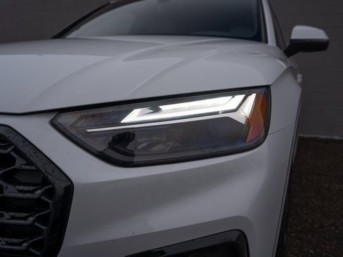 Used 2023 Audi Q5 2.0T Premium Plus w/ Premium Plus Package image 11