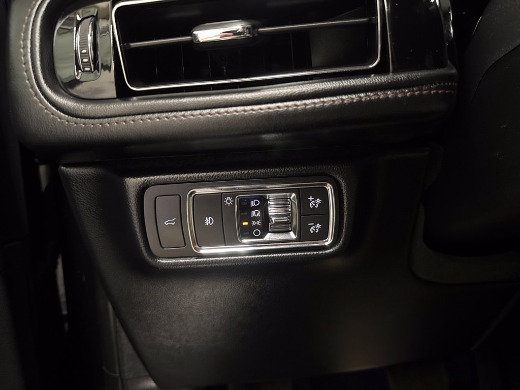Used 2020 Lincoln Aviator Reserve w/ Equipment Group 201A AWD/4WD image 33