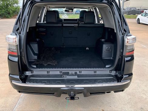 Used 2023 Toyota 4Runner Limited AWD/4WD image 30