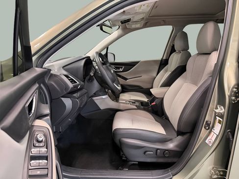 Used 2020 Subaru Forester Premium w/ Popular Package #1 AWD/4WD image 12
