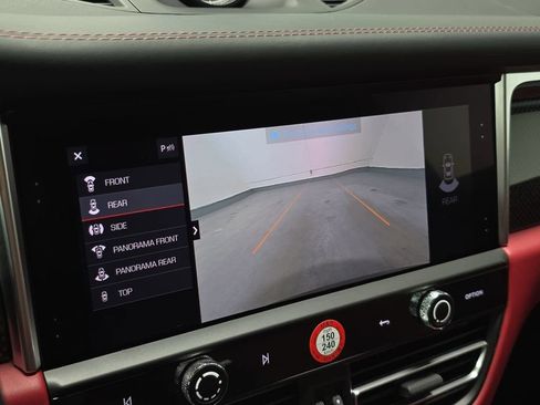 Certified 2024 Porsche Macan GTS AWD/4WD image 18
