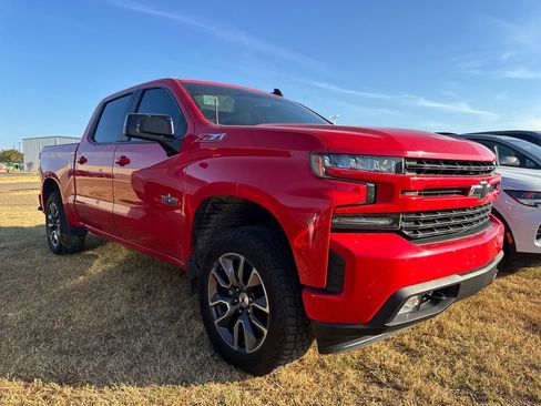 Used 2021 Chevrolet Silverado 1500 RST AWD/4WD image 3