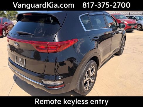 Certified 2022 Kia Sportage LX FWD image 4