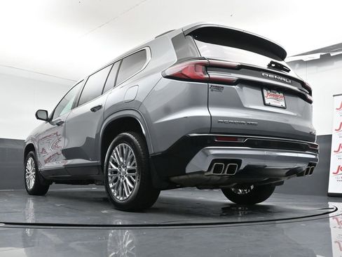 Used 2024 GMC Acadia Denali w/ LPO, Roadside Safety Package image 41