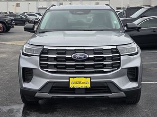 Certified 2025 Ford Explorer Active RWD video 2