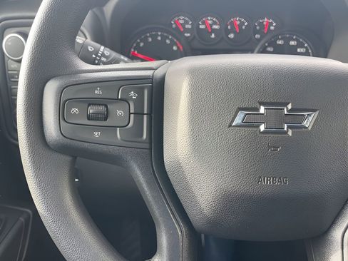 Used 2025 Chevrolet Silverado 1500 Custom Trail Boss AWD/4WD image 18
