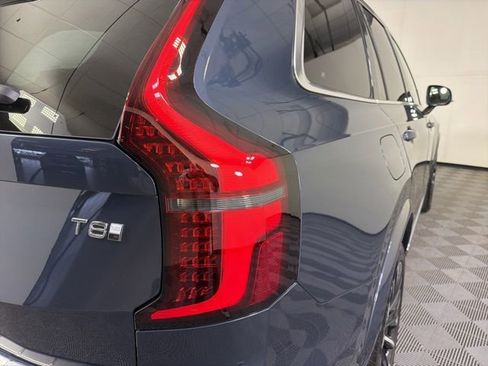 Certified 2025 Volvo XC90 T8 Ultra w/ Protection Package Premier AWD/4WD image 11