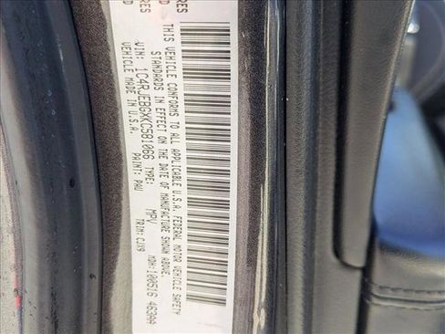 Used 2019 Jeep Grand Cherokee Limited image 22