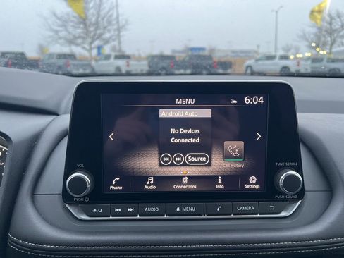 Used 2025 Nissan Rogue SV image 19