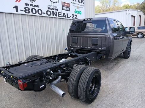 New 2026 RAM 3500 Tradesman AWD/4WD image 3