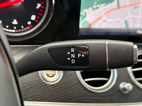 Used 2018 Mercedes-Benz E 300 image 27