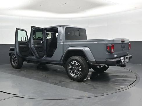 New 2026 Jeep Gladiator Sport AWD/4WD image 47