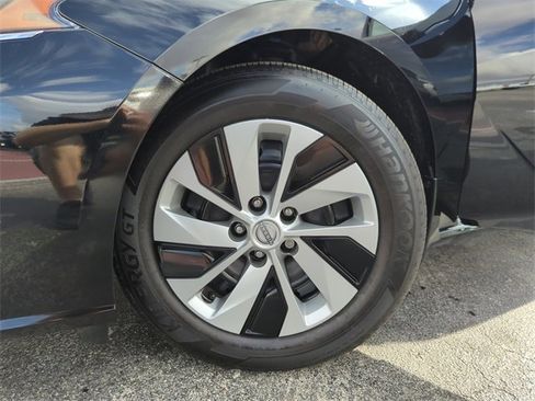 Certified 2025 Nissan Altima 2.5 S image 42