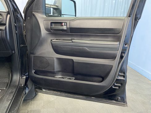 Used 2020 Toyota Tundra SR image 32