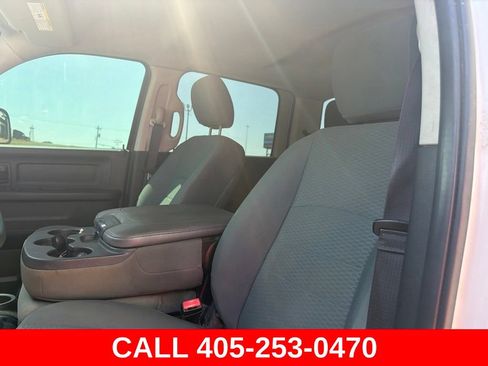 Used 2016 RAM 2500 Tradesman w/ Chrome Appearance Group AWD/4WD image 10