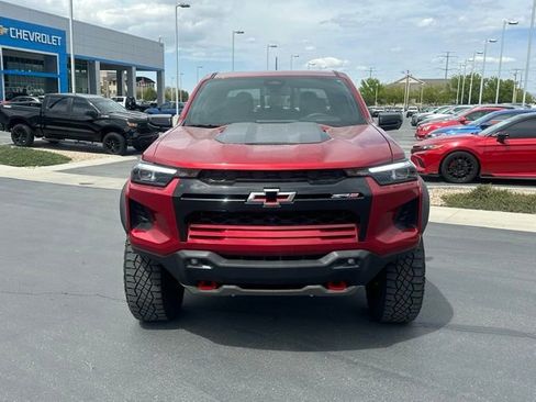 Certified 2025 Chevrolet Colorado ZR2 w/ Technology Package AWD/4WD image 29