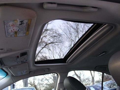 Used 2016 Subaru Legacy 2.5i Limited image 28