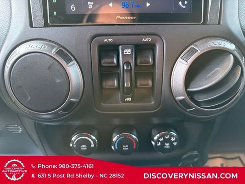 Used 2018 Jeep Wrangler Unlimited Sport S image 18
