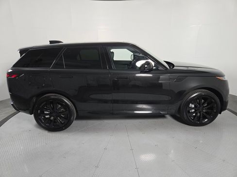 New 2026 Land Rover Range Rover Sport Dynamic SE AWD/4WD image 6