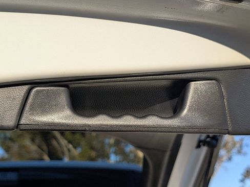 Used 2022 Toyota RAV4 XLE image 14